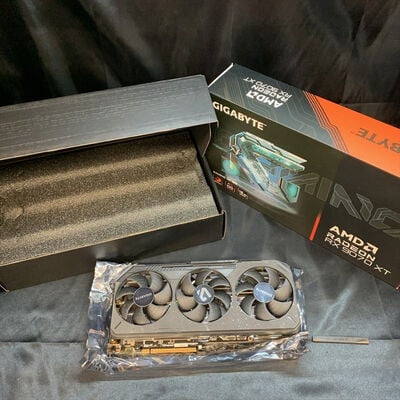【横浜駅前店】中古  GIGABYTE GV-R9070XTGAMING OC-16GD (RX9070XT 16G) 176942 