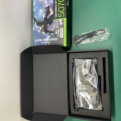 【神戸・三宮店】中古  玄人志向 GG-RTX5070-E12GB/OC/DF (RTX5070 12G) 176912 