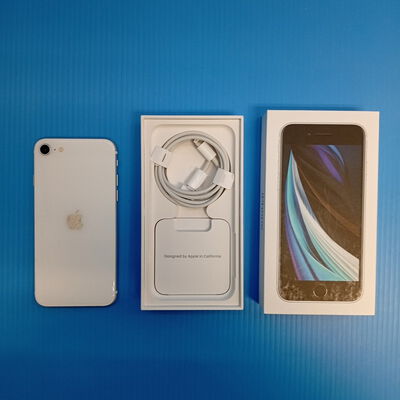 【大須店】中古  【au】Apple iPhoneSE 4.7インチ (第2世代/2020) 64GB (ホワイト) MHGQ3J/A 新パッケージ版 146172 