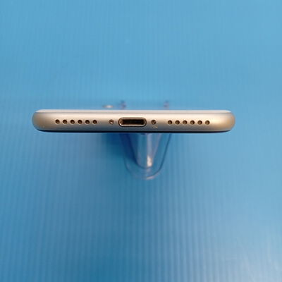 【大須店】中古  【au】Apple iPhoneSE 4.7インチ (第2世代/2020) 64GB (ホワイト) MHGQ3J/A 新パッケージ版 146172 