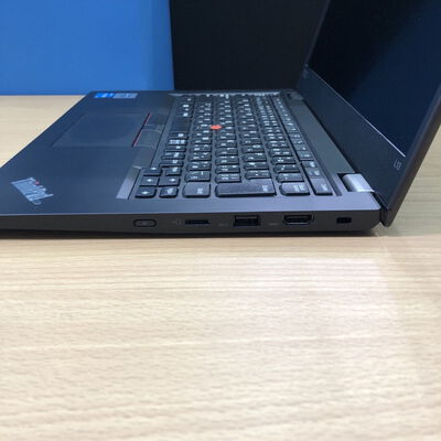 【甲府飯田店】中古  Lenovo ThinkPad L13 Gen2 20VJ-S03B00 (Intel Core i3 1115G4 3.00GHz/8GB/SSD256GB/なし/オンボード/13.3/1366x768/Wi-Fi/WEBCAM/W11H64) 181962 