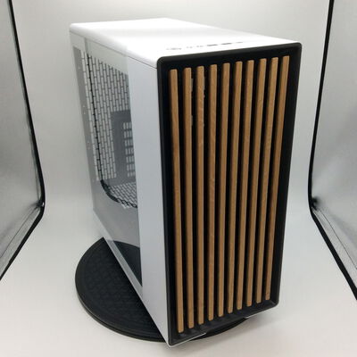 【浜松店】中古  FractalDesign FD-C-NOR1C-04(North Chalk WH TGC) 1300008215 