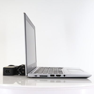 【秋葉原本店】中古  NEC　VersaPro PC-VKT16BE661N4(i5-8250U/8GB/SSD256GB/W11P) 3410015181 