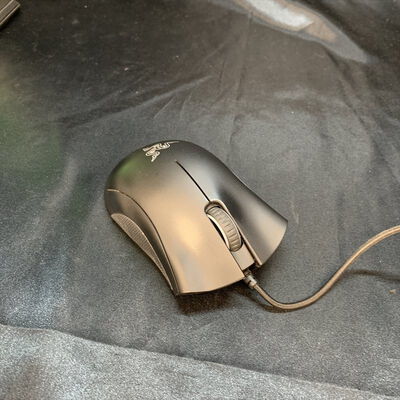 【横浜駅前店】中古  Razer DEATHADDER CHROMA 3400009786 