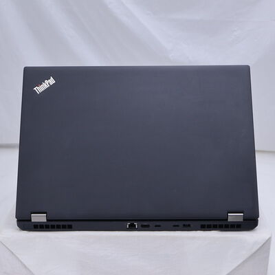 【通販センター】中古  Lenovo ThinkPad P52 202540 