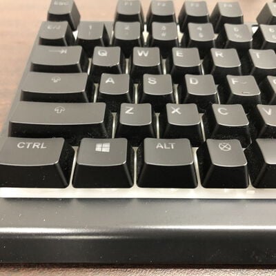 【福山ココローズ店】中古  steelseries　APEX　3 5090001249 