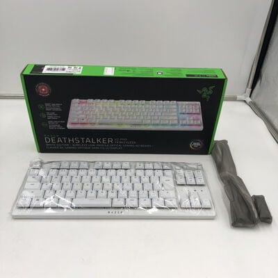 【福井日之出店】中古  Razer DeathStalker V2 Pro TKL WH LN JP(RZ03-04373600-R3J1) 5200000884 