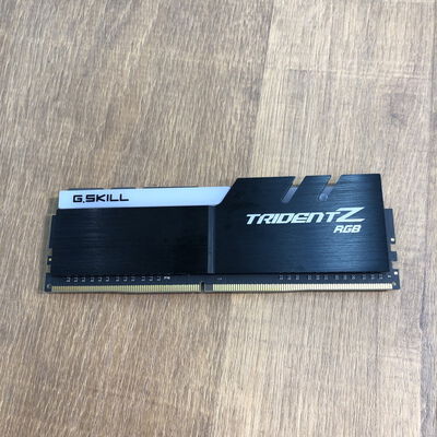 【姫路店】中古  PC4-25600 16GB デスクトップ用 140728 