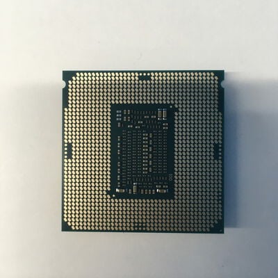 【博多店】中古  INTEL Core i7 8700K (1151/3.70GHz/12M/C6/T12) 136197 
