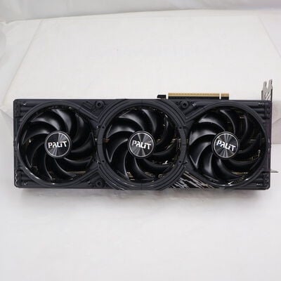 【通販センター】中古  Palit RTX 5070 GamingPro 12GB NE75070019K9-GB2050A(RTX5070 12GB) 201136 