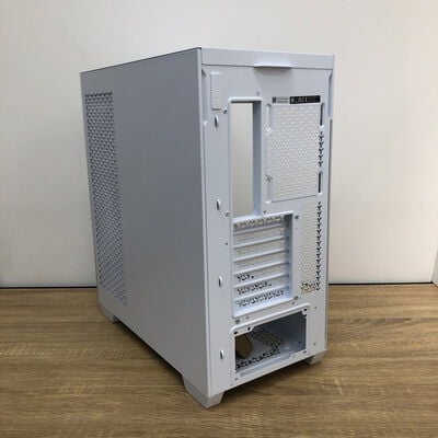 【津ラッツ店】中古  CORSAIR CC-9011281-WW (RGB E-ATX ｶﾞﾗｽ WH) 4990001331 