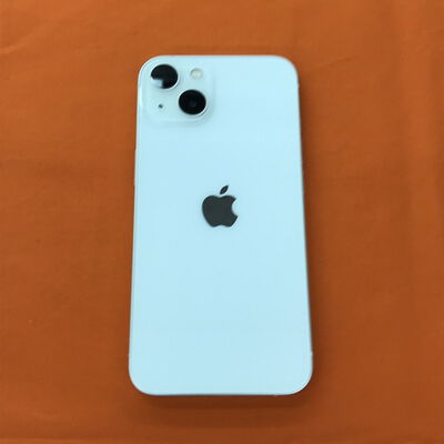 【なんば店】中古  【docomo版SIMフリー】Apple iPhone13 6.1インチ 128GB (スターライト) MLND3J/A 147321 