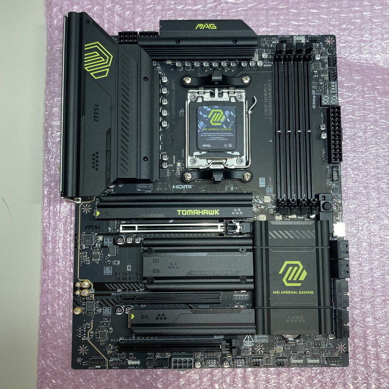 MAG X870 TOMAHAWK WIFI マザーボード ATX 未開封品 MSI MAG X870E TOMAHAWK WIFI ATX AM5 Motherboard (MAG X870E