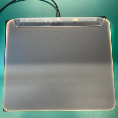 【熊本浜線店】中古  Razer Firefly V2 Pro RGBマウスパッド 5370001366 