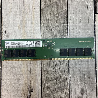 【広島店】中古  Samsung M323R2GA3EB0-CWM(DDR5 PC5-44800 16GB) 1460026031 