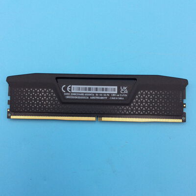 【秋葉原本店】中古  PC5-48000 16GB デスクトップ用(DDR5-6000) 149154 