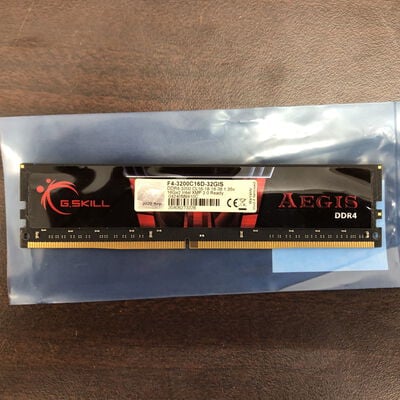 【福山ココローズ店】中古  PC4-25600 16GB デスクトップ用(DDR4-3200) 140728 