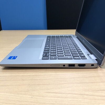 【甲府飯田店】中古  DELL Latitude 5320(Intel Core i5 1145G7 2.60GHz/16GB DDR4/SSD256GB/-/オンボード/13.3/1920x1080/Wi-Fi/WEBCAM/W11P/VBT) 192785 