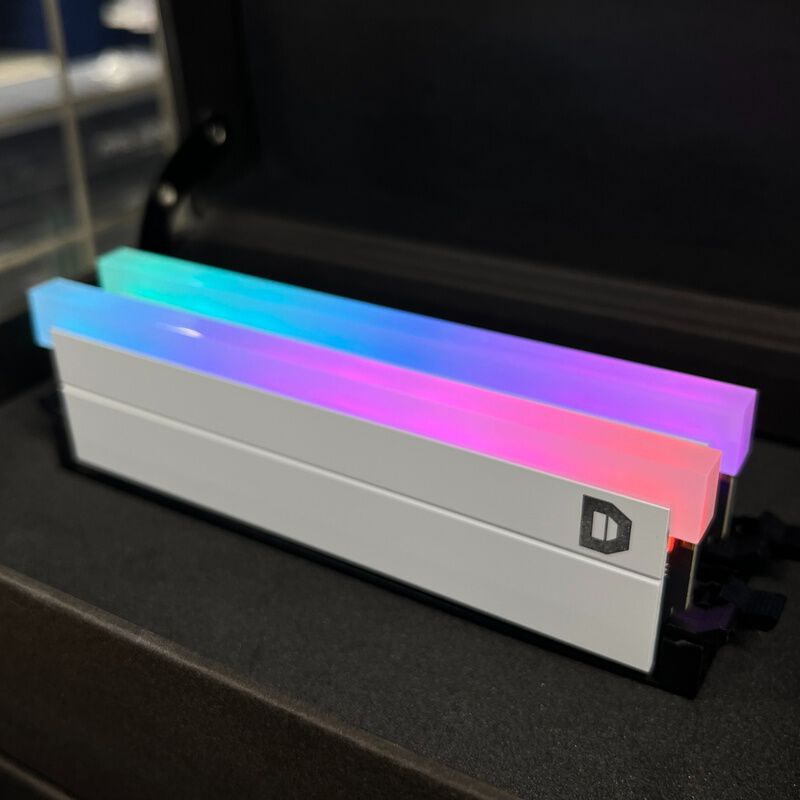 ドスパラセレクト D5D6000-16G2A1-RGB-WH (DDR5 PC5-48000 16GB 2枚組