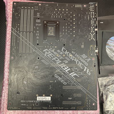 【富士青葉店】中古  ASUS ROG STRIX Z390-F GAMING (Z390 1151 ATX DDR4) 138866 