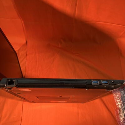 【なんば店】中古  Dynabook dynabook B65/DP (8250U/8GB/HDD500GB/Mt/15.6HD/OS無) 3280021246 