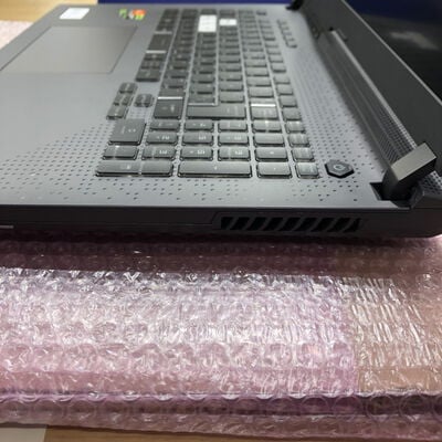 【宮崎恒久店】中古  ASUS ROG G713PI-R98R4070 (Ryzen9 7845HX/16GB/SSD 512GB/RTX4070/WLAN/17.3FHD/W11H64) 5160000809 