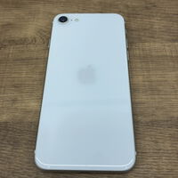 中古  【au版SIMフリー】Apple iPhoneSE 4.7インチ (第3世代) 64GB (スターライト) MMYD3J/A 154840 