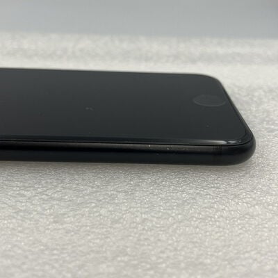 【新潟店】中古  【SIMロック解除済み】【au】Apple iPhoneSE 4.7インチ (第2世代/2020) 128GB (ブラック) MXD02J/A 155509 