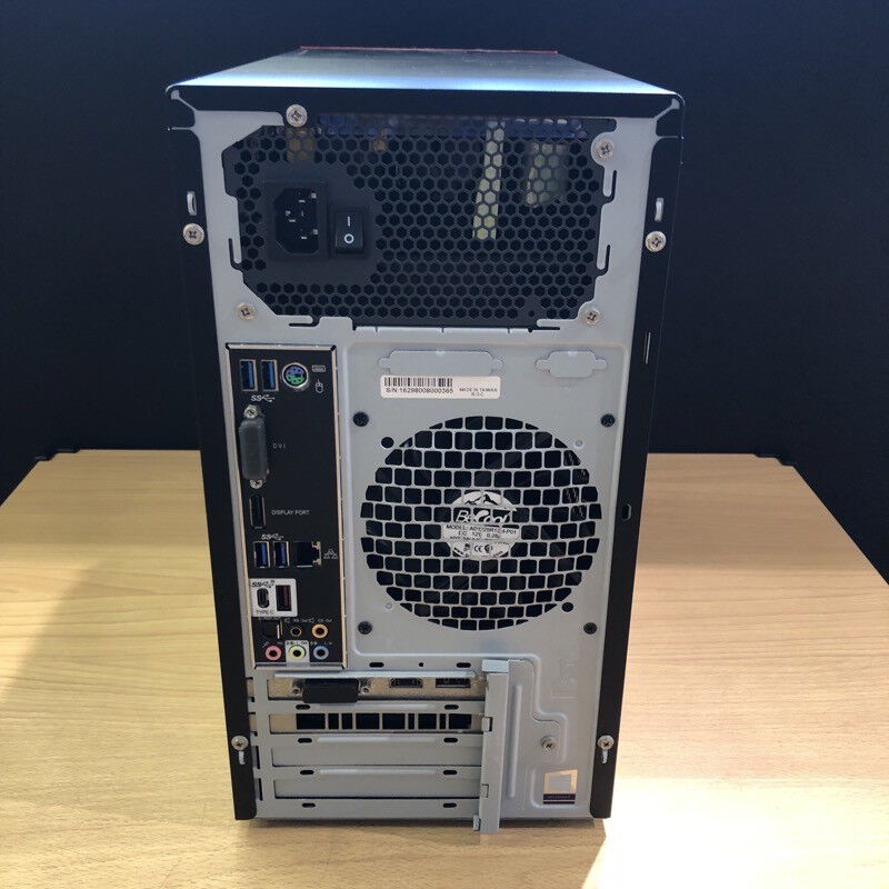 中古 LEVEL∞ ILeDXi-M040-Ai7_-RXSRB(i7 9700/8GB/SSD500GB
