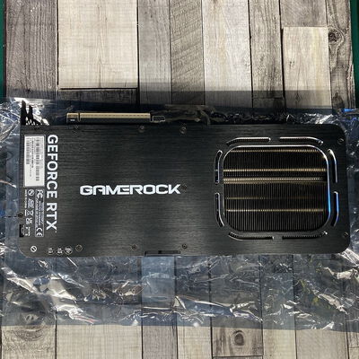 【広島店】中古  Palit NE7507T019T2-GB2030G(RTX5070Ti 16GB GameRock) 3320004828 