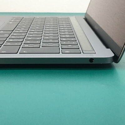 【佐賀南部バイパス店】中古  Apple MacBook Pro 13インチ (i5 1.4GHz/8GB/128GB) スペースグレイ Touch Bar搭載 MUHN2J/A (Mid 2019) 141232 