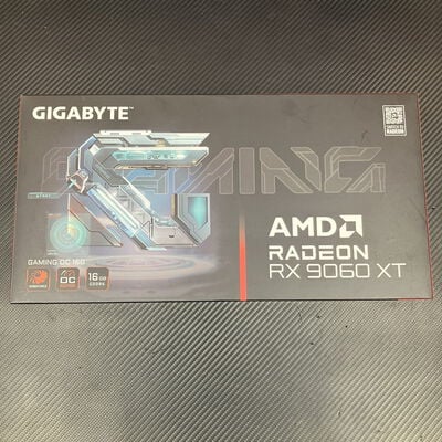 【富士青葉店】中古  GIGABYTE GV-R9060XTGAMING OC-16GD (RX9060XT 16G) 179900 