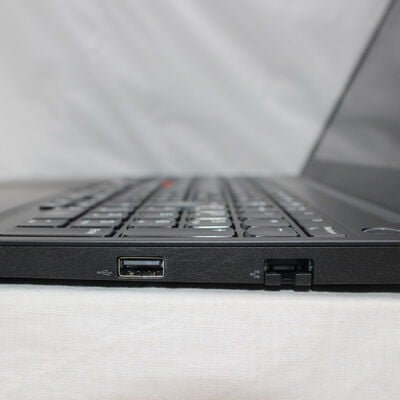 【通販センター】中古  Lenovo ThinkPad E15 Gen 1(Intel Core i5 10210U 1.60GHz/16GB DDR4/SSD512GB/-/オンボード/15.6/1920x1080/GbE/Wi-Fi/WEBCAM/W11H/VBT) 195541 