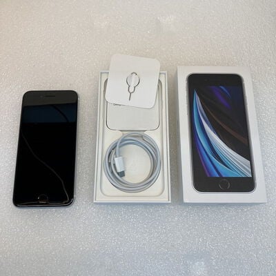 【京都店】中古  【au】Apple iPhoneSE 4.7インチ (第2世代/2020) 64GB (ホワイト) MHGQ3J/A 新パッケージ版 146172 