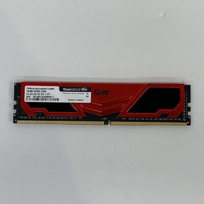 【津ラッツ店】中古  PC4-25600 16GB デスクトップ用(DDR4-3200) 140728 