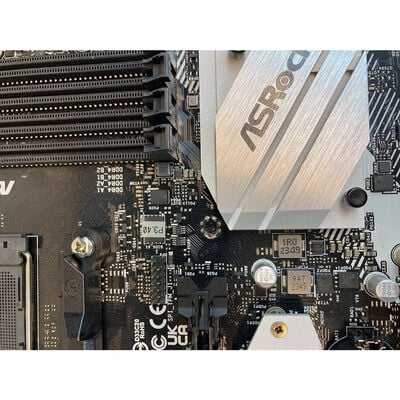 【京都店】中古  ASRock B550M Pro4 (B550 AM4 mATX DDR4) 142938 