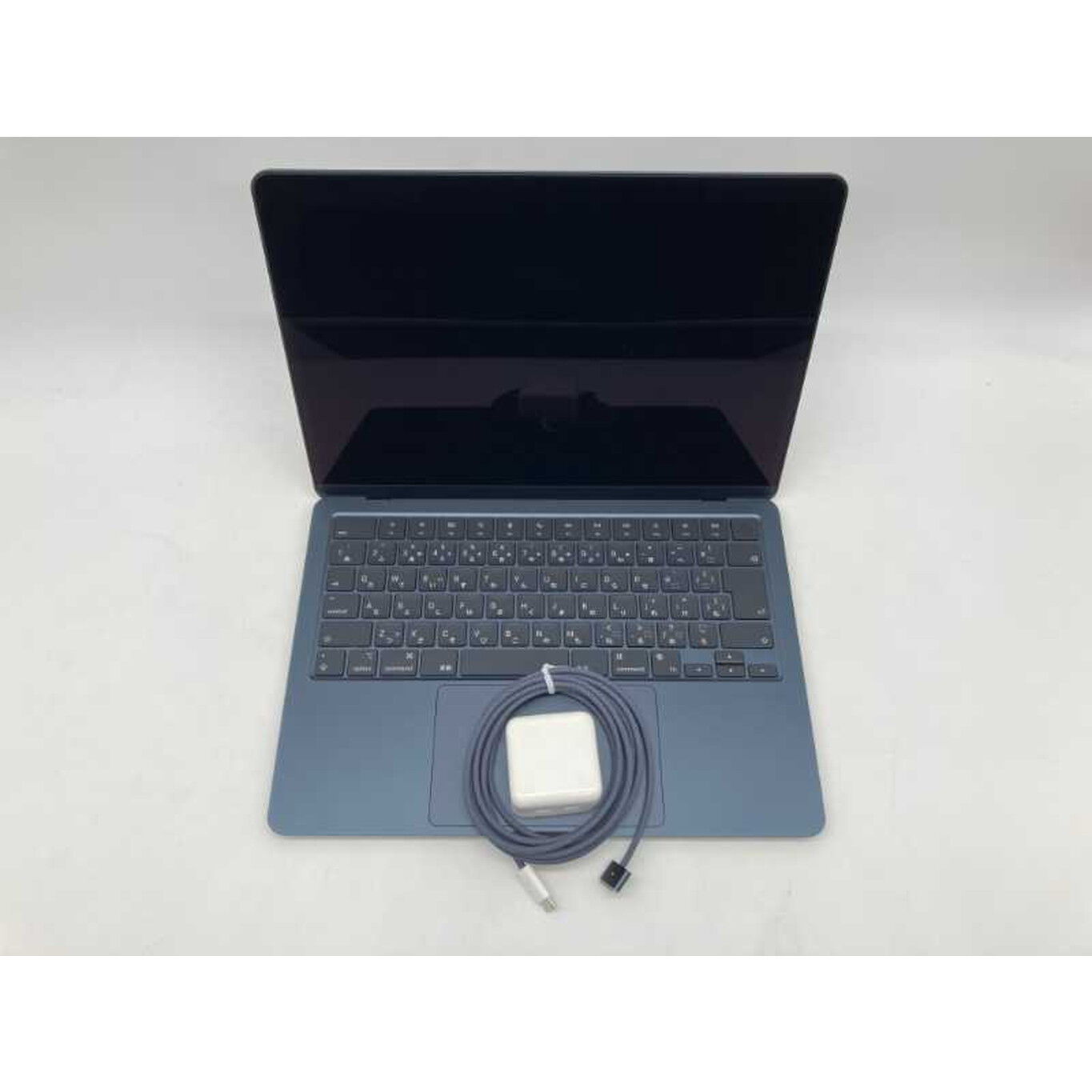 中古 Apple MacBook Air 13インチ 2022 （M2 8CPU 8GPU/8GB/512GB