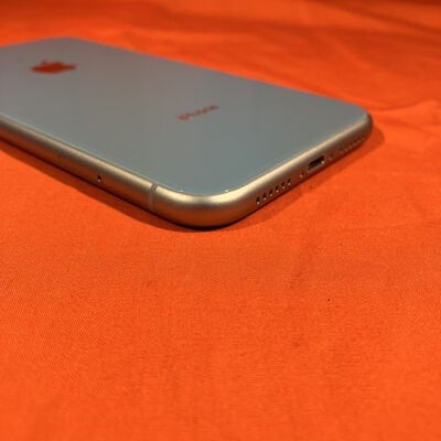 【なんば店】中古  【docomo】 Apple iPhoneXR 6.1インチ 64GB (ブルー)  MT0E2J/A 138397 