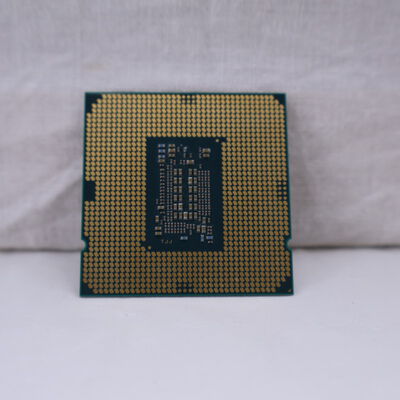 【通販センター】中古  INTEL Core i3 10105 (1200/3.7G/6M/C4/T8) 145174 