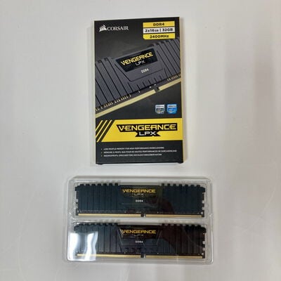 【富山本郷店】中古  PC4-19200 32GB デスクトップ用 143228 