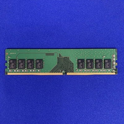 【横浜駅前店】中古  PC4-25600 8GB デスクトップ用(DDR4-3200) 140727 