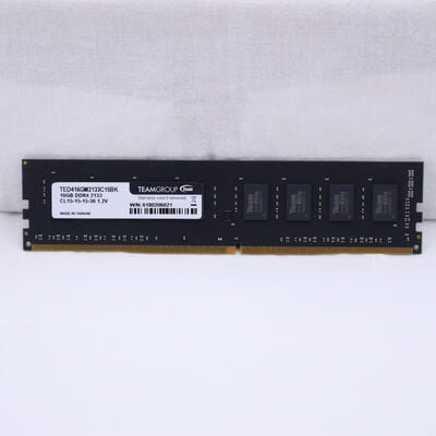 【通販センター】中古  PC4-17000 16GB デスクトップ用(DDR4-2133) 135640 