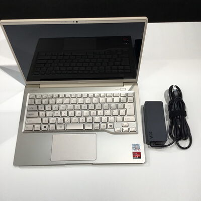 【松山環状枝松店】中古  FUJITSU FMVM55J3G(Ryzen5 7520U/16GB/SSD256GB/なし/オンボード/14/1920&times;1200/W11H) 4560001807 