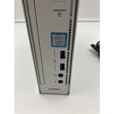【秋葉原本店】中古  FUJITSU ESPRIMO Q558/B(i3 9100T/8GB/SSD256GB/W11P) 3410012255 