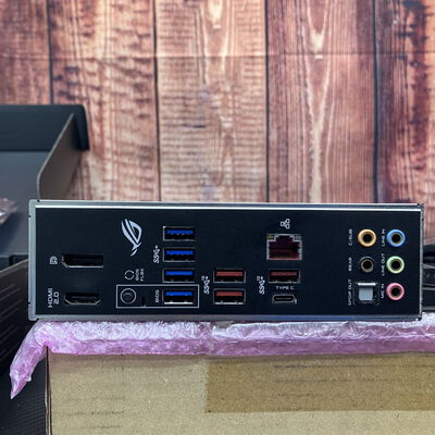 【富士青葉店】中古  ASUS ROG STRIX X570-F GAMING(X570 AM4 ATX DDR4) 140039 