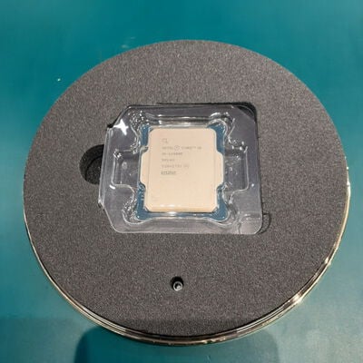 【鹿児島店】中古  INTEL Core i9 12900K (1700/3.2G/30M/C16/T24) 147855 