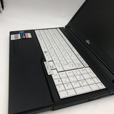 【大分店】中古  FUJITSU　LIFEBOOK(i5-1135G7/16GB/SSD250GB/W11P) 4860001280 