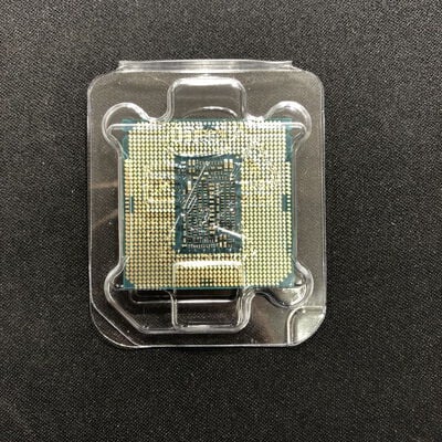 【福井日之出店】中古  INTEL Core i7 9700K (1151/3.60GHz/12M/C8/T8) 138481 