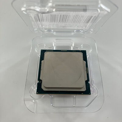 【秋葉原本店】中古  INTEL Core i7 10700 (1200/2.9G/16M/C8/16) 142718 