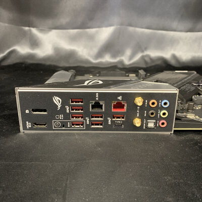 【横浜駅前店】中古  ASUS ROG STRIX X570-E GAMING(X570 AM4 ATX) 140038 